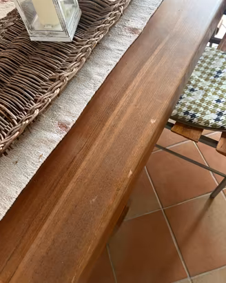 Tavolo di legno