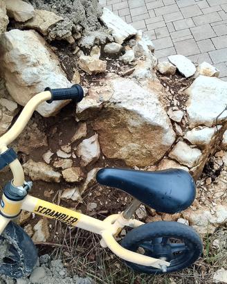 bicicletta bimbo senza pedali 