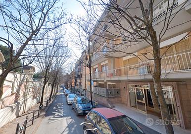 TRIESTE MONOLOCALE ARREDATO Con BALCONCINO