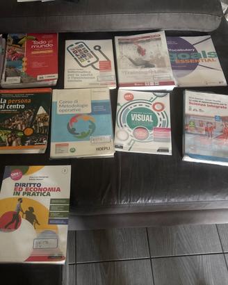 Libri di testo 2 superiore Ferrara