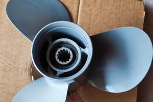 Elica 11x15 Honda 40 50 60 CV 13 denti Yamaha