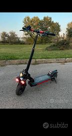 Monopattino elettrico White Siberian