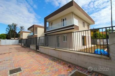 Villa a schiera Gorla Minore [Cod. rif 3154457VRG]