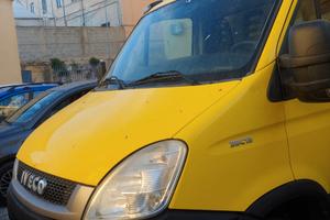 Furgone Iveco Daily refrigerato