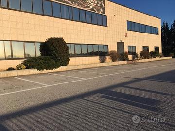 UFFICI - Locale Commerciale Camerano AN Sud