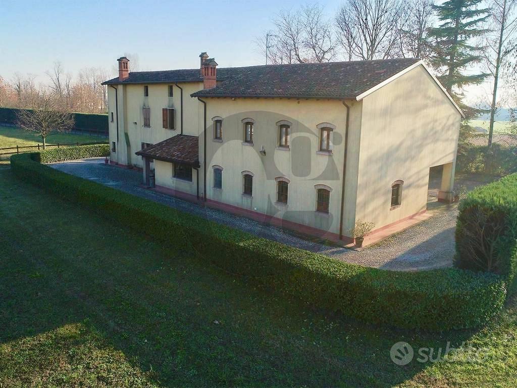 Terreno di 30000 m² a Bagnolo Mella - Altro