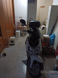 Aprlia sport city
