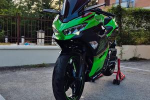 Kawasaki Ninja 400 A2