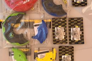 Ricambi per moto enduro/cross/quad