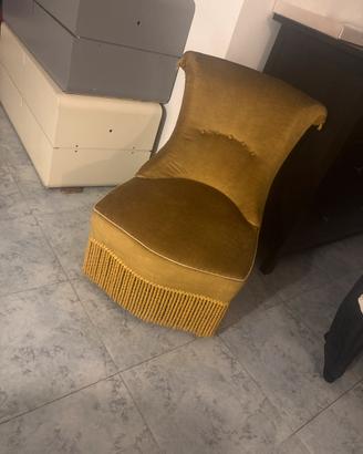 Poltrona stile antico