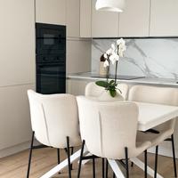 Set tavolo allungabile e sedie