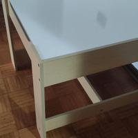 Tavolino con 2 sedie