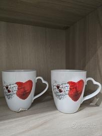 Tazze con doppi cuori bicolori