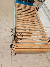 letto elettrico con sponde