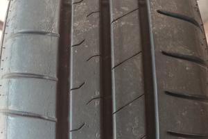 cerchi e gomme Falken