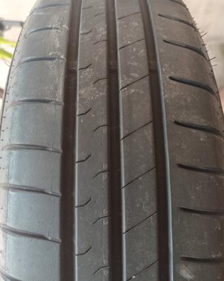 cerchi e gomme Falken