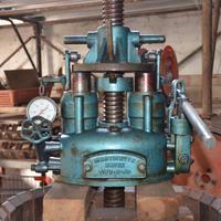 Torchio idraulico D60