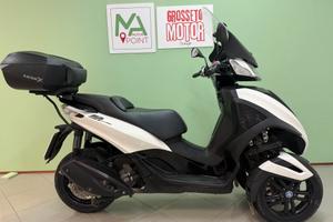 Piaggio MP3 300