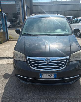 Lancia Voyager Platinum 2.8