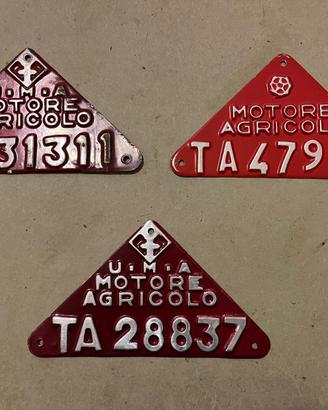 Targhe uma d'epoca mezzi agricoli