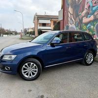 AudiQ5 2.0 tdi 2015