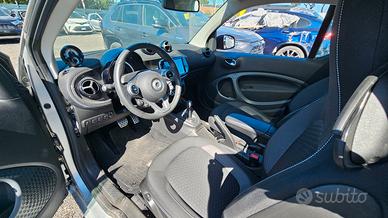 SINISTRATO Smart ForTwo EQ Pulse