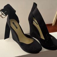 Tacco con zeppa nera