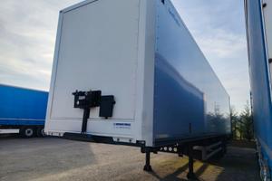 Semirimorchio furgonato