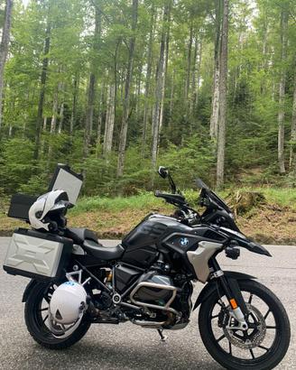 BMW GS  TRIPLE BLAK