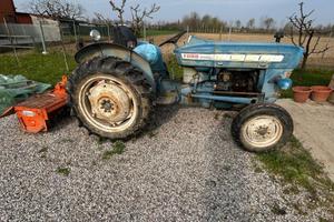 Trattore + Aratro + fresa