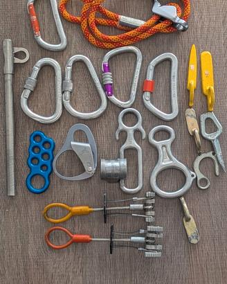 Materiale vario alpinismo