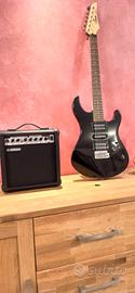 Chitarra elettrica yamaha 121c e amplificatore 