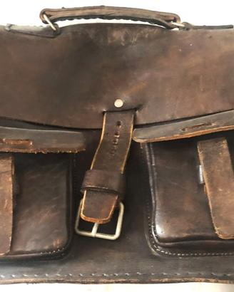 BORSA DI COSTRUZIONE ARTIGIANALE IN CUOIO