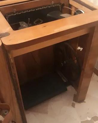 macchina da cucire vintage Novital mobile legno