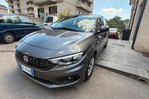 Fiat Tipo 1.3 Mjt 4 porte Easy