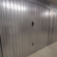 Box per auto o deposito archivio o magazzino