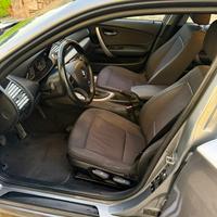 BMW SERIE 1 - 116d - 286.000 - 2010