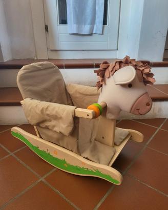 Cavallino a dondolo Pintoy