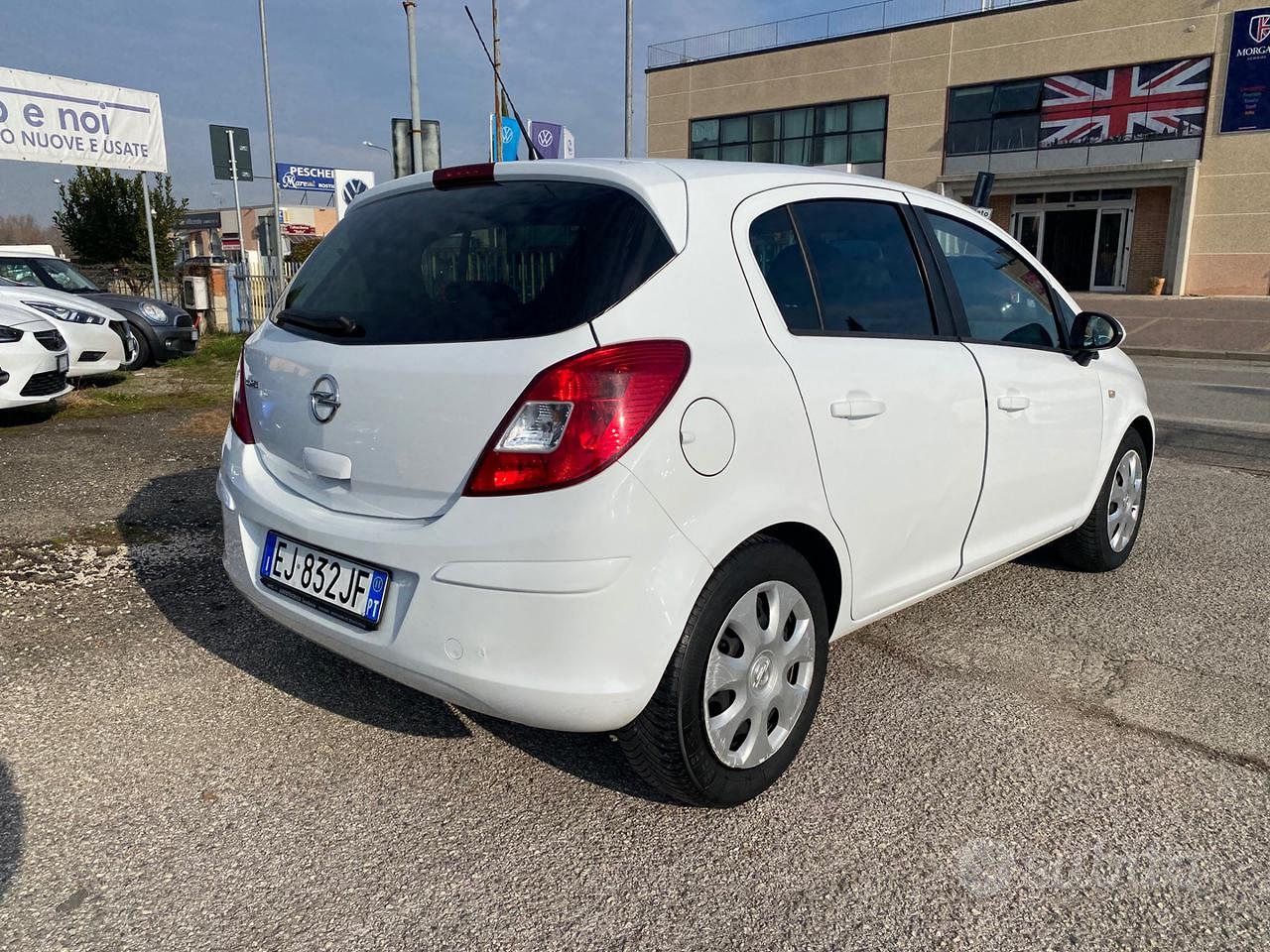 OPEL Corsa 1.2 5 porte edition 111 neopatentati Usata a Brescia - AUTOUNICA