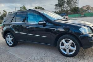 Mercedes ML 280 CDI Sport  4 Matic  Autocarro