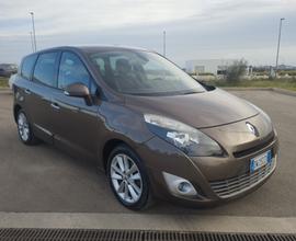 Renault Scenic Scénic X-Mod 1.9 dCi 130CV Luxe