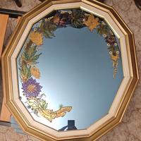 Specchio ottagonale vintage. di Francesco Bertini