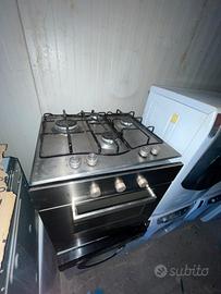 Forno elettrico ventilato a incasso standard da 60