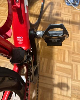 Bici da corsa trek in carbonio