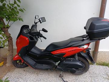 🏍️ Yamaha NMAX 125 – 2024 – Rosso – Pari al nuovo