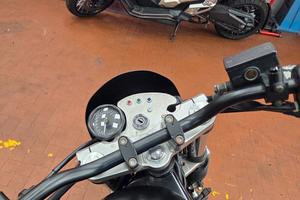 Suzuki GSF 600 Bandit EUROSCOOTER valuto permuta -