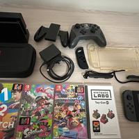 Nintendo Switch Nera LCD 25gb + micro ssd 60gb