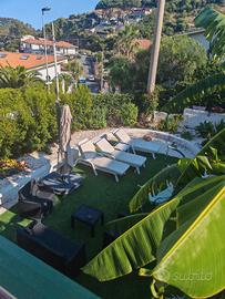 Stanze indipendenti in villa sul mare