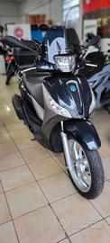 TOP Piaggio Medley 150 - 08/2023 -start & stop
