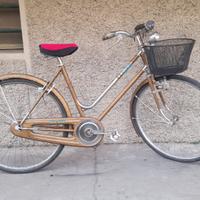2 bici donna 26 con cestino pronte all'uso 